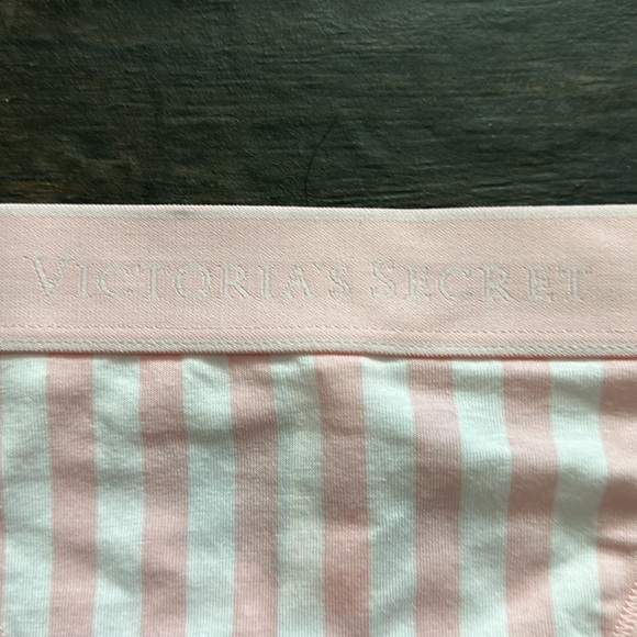 💖Victoria’s Secret Panty Tanga - Picture 3 of 5